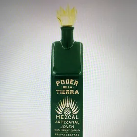 Poder De La Tierra Mezcal Artesanal Joven