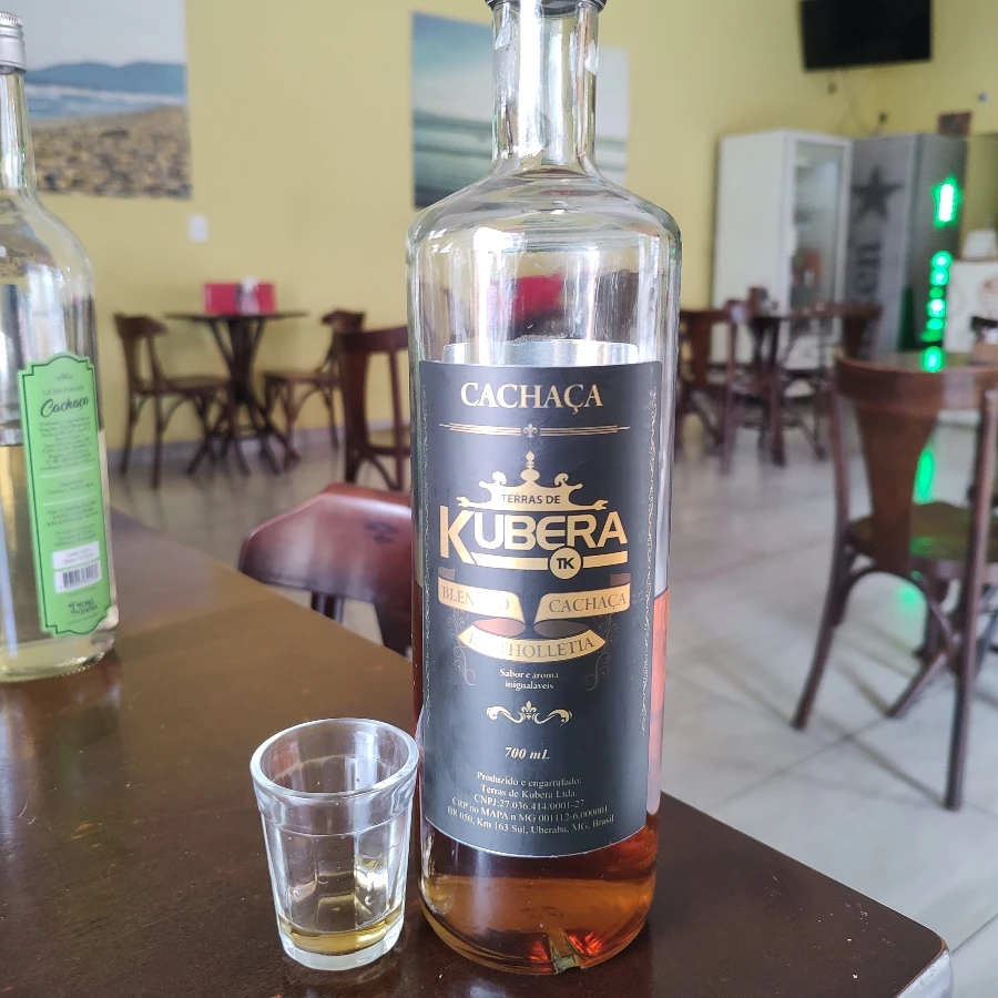 CACHAÇA TERRAS DE KUBERA BLENDED BERTHOLLETIA PREMIUM
