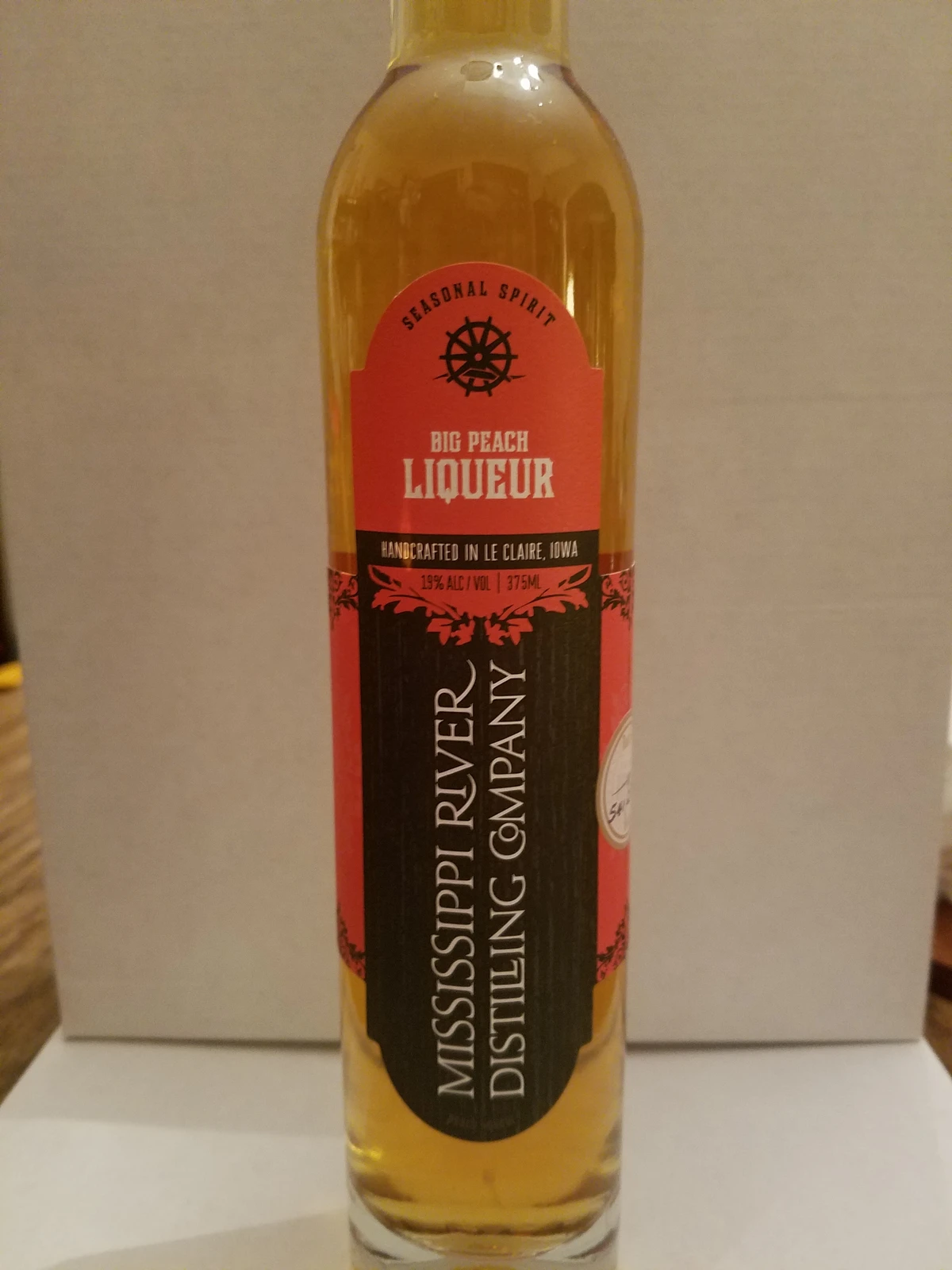 Mississippi River Distilling Company Big Peach Liqueur