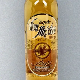 Viva México Tequila Añejo