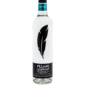 pluma negra tobala