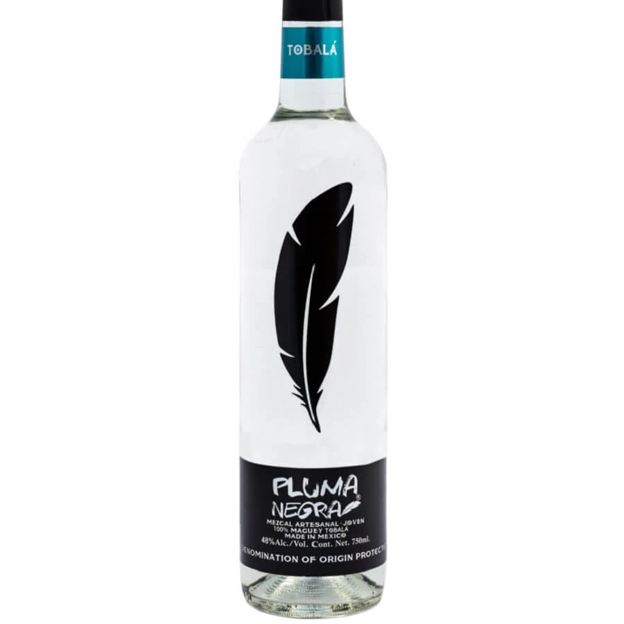 pluma negra tobala