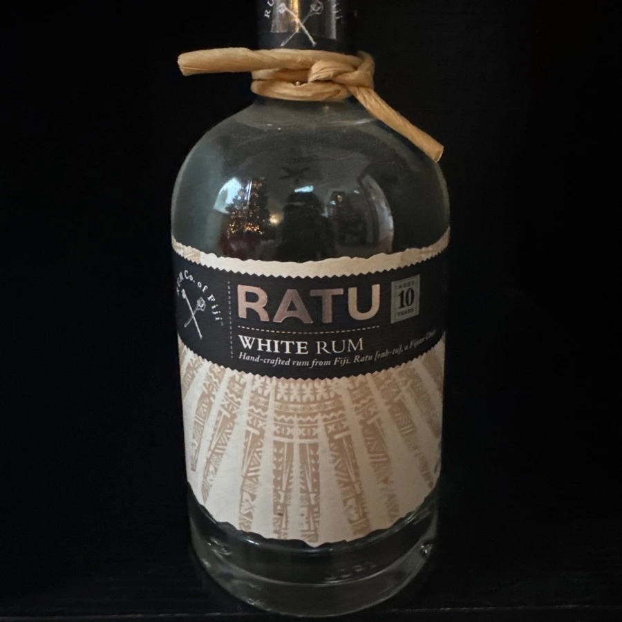 Ratu White Rum (Aged 10 Years)