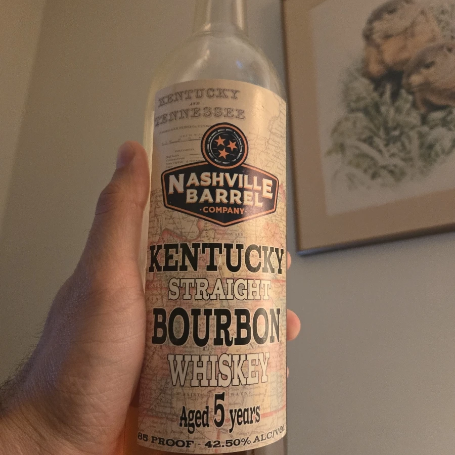 Nashville Barrel Kentucky Straight Bourban Whiskey