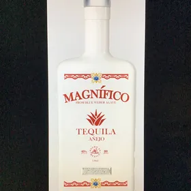 Magnífico Añejo