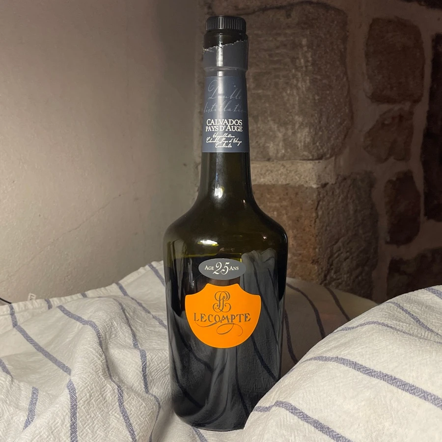 Le Compte Calvados Pays d'Auge 25 years