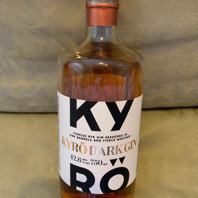 Kyrö Dark Gin