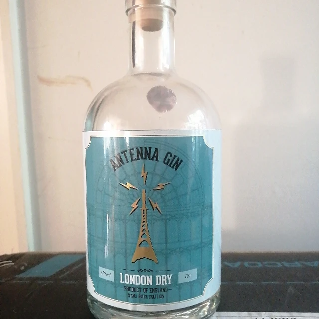 Antenna Gin