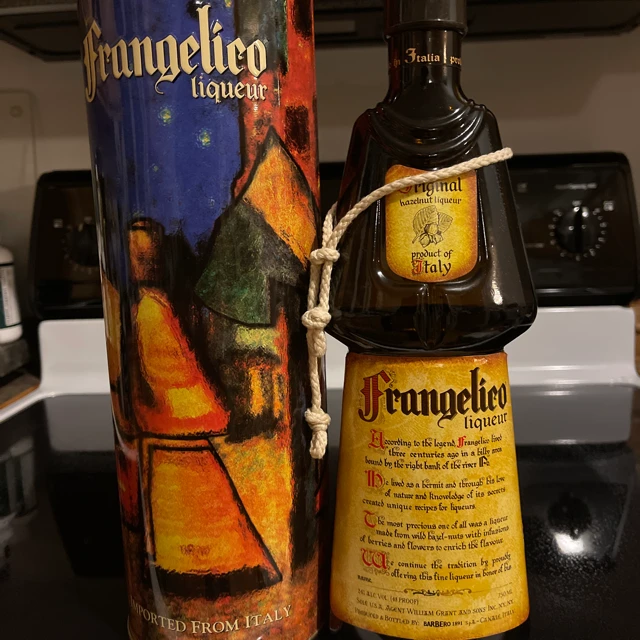 Frangelico liqueur ( 24.0% )