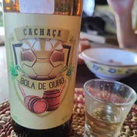 CACHAÇA BOLA DE OURO