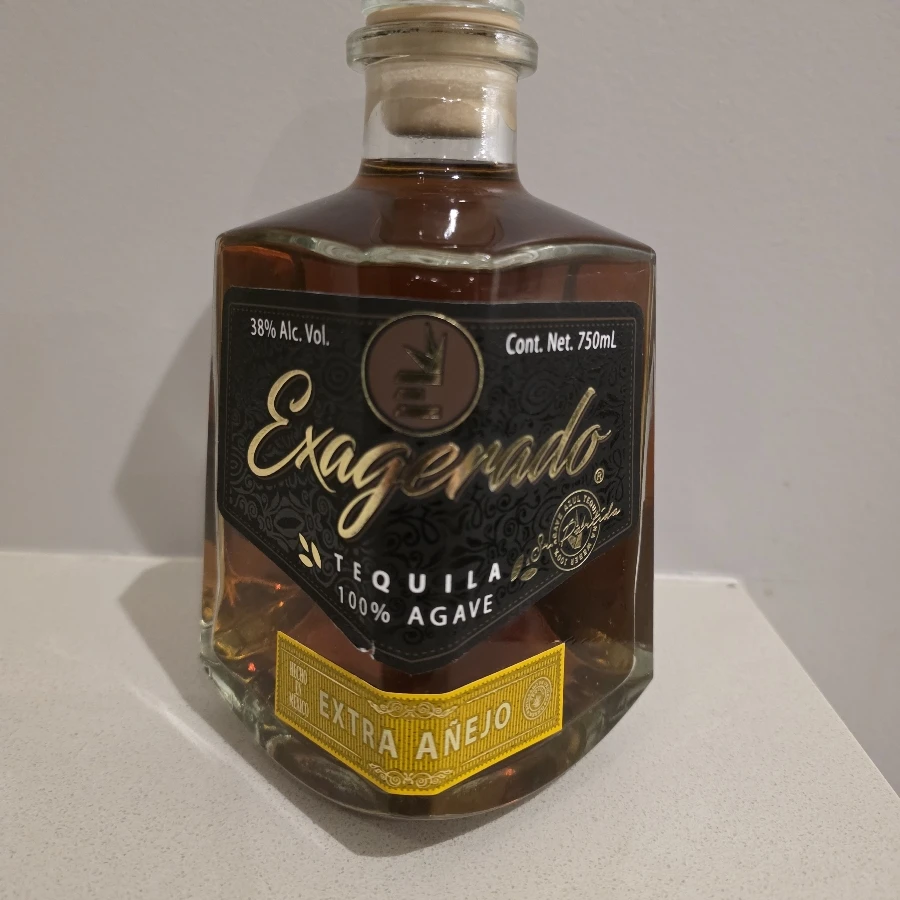 Exagerado Extra Anejo tequila