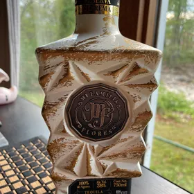 Mi Familia Reserva Suprema
