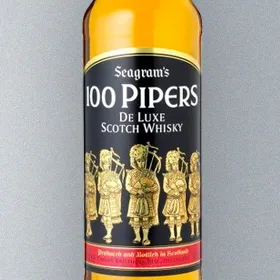Seagram's 100 Pipers Blended Scotch