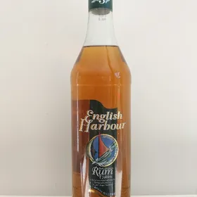 English Harbour Pure Antigua Rum (Golden, aged 3 years)