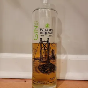 Wiggly Bridge Barrel-Aged Small Batch Dry Gin