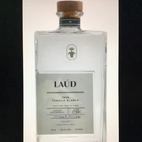 Laúd Blanco