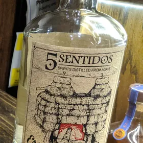 5 Sentidos Espadin Capon