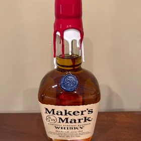 Maker's Mark straight bourbon - Red, White, Blue wax and seal