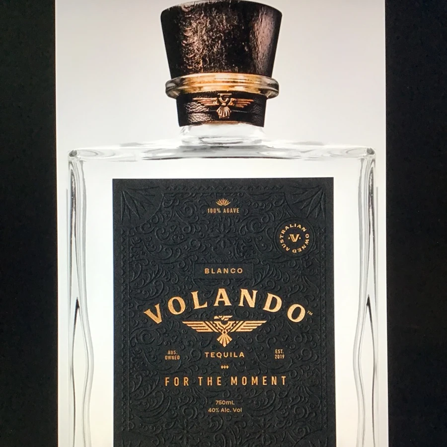 Volando Blanco
