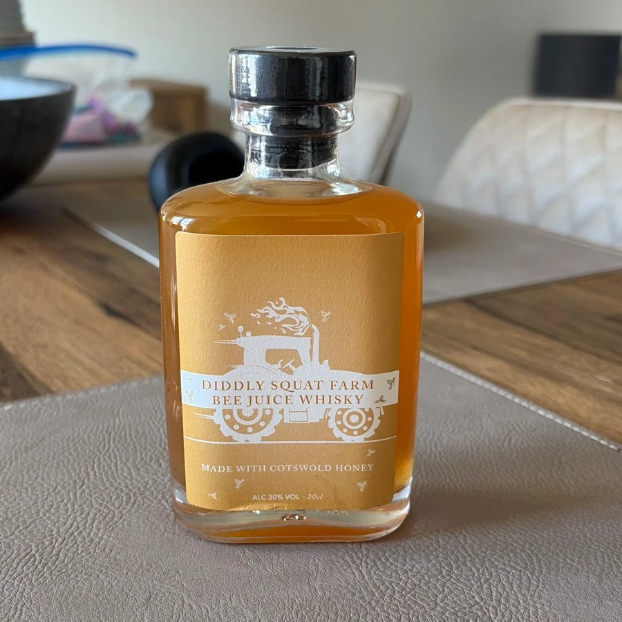 Diddly squat farm bee juice whisky
