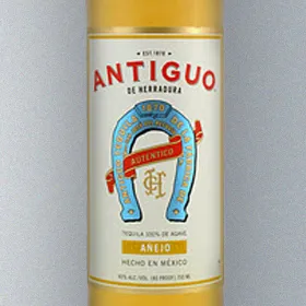 Antiguo de Herradura Tequila Añejo