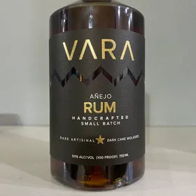 Vara Rum Añejo