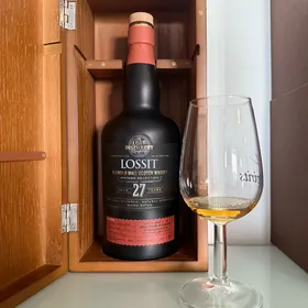 The Lost Distillery Company Lossit 27 Years Old
