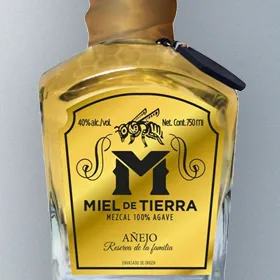 Miel de Tierra Añejo