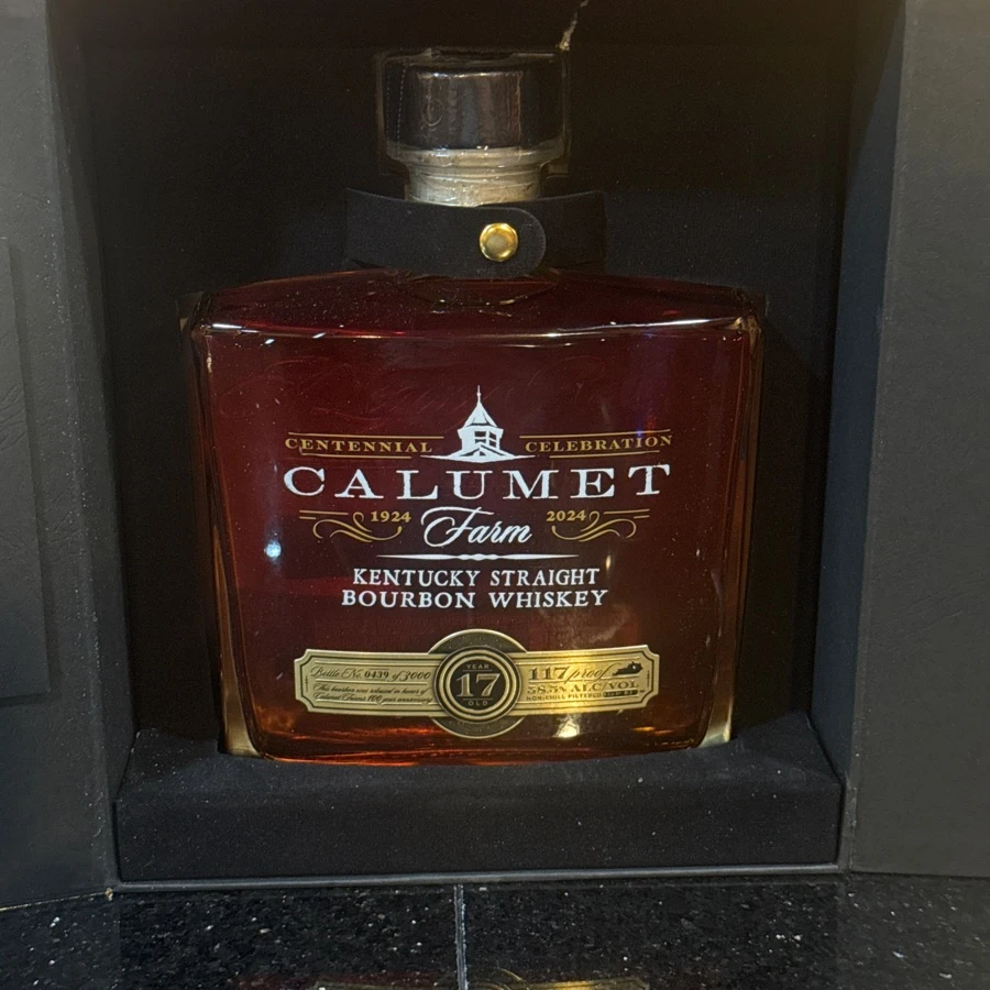 Calumet Farm Centennial 100 Year Anniversary 17 Years Old Kentucky Straight Bourbon