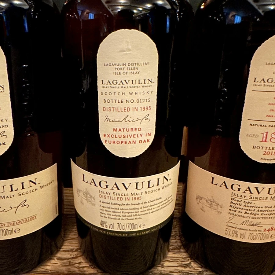 Lagavulin Friends of Classic Malts 1995 12 Year
