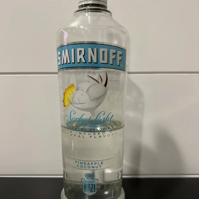 Smirnoff Sorbet Light Pineapple Coconut