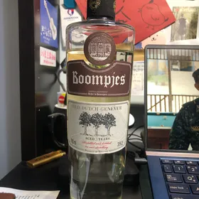 Boompjes old Dutch genever aged 3years