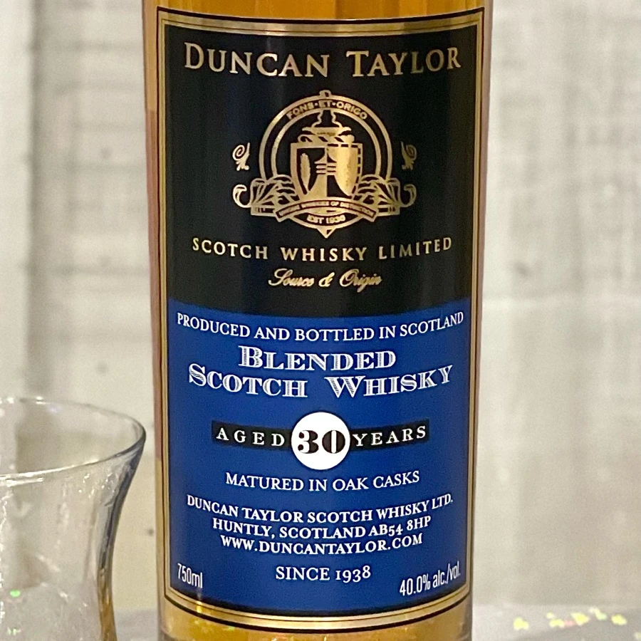 Duncan Taylor 30 Years Blended Scotch Whisky