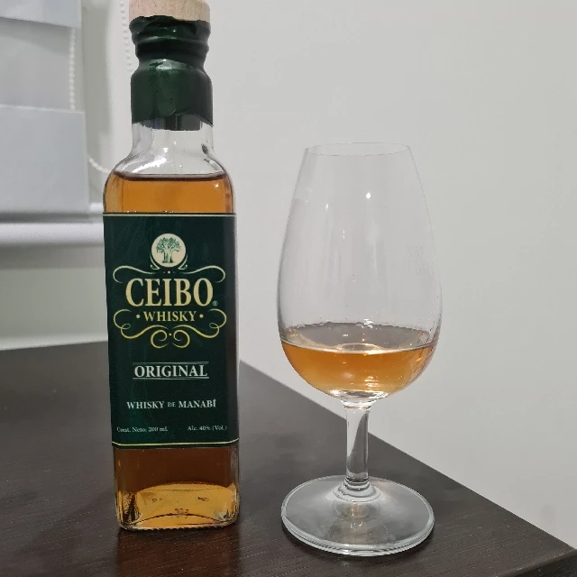 Ceibo Manabí Ecuadorian Whisky