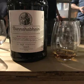 Bunnahabhain Burgundy Cask Finish 2005