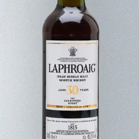 Laphroaig 30 Year The Ian Hunter Story Book 2