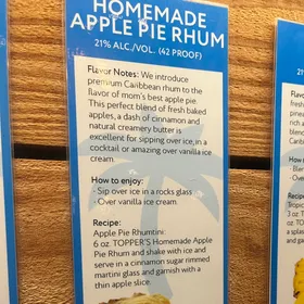 Topper's Rhum Homemade Apple Pie