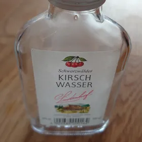 Lindenhof Schwarzwälder Kirschwasser