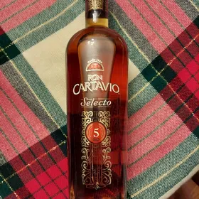 Ron Cartavio Selecto 5 Anos