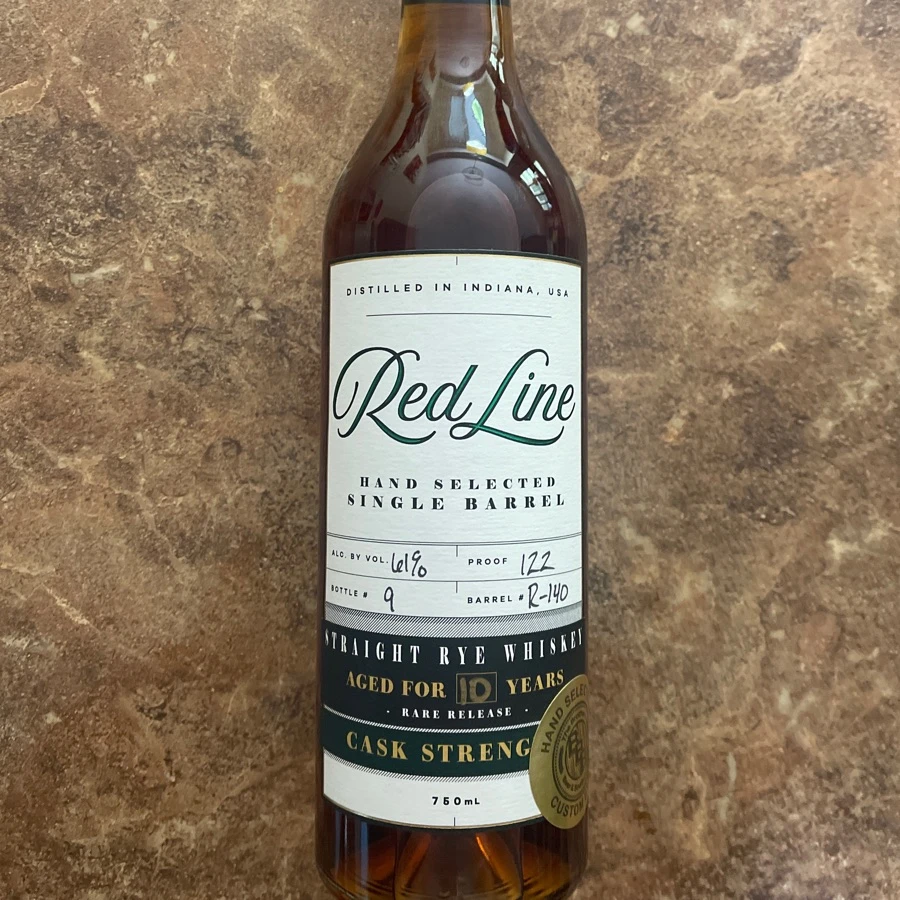 Red Line Single Barrel Straight Rye Whsikey - Cask Strength - Aged 10 Years