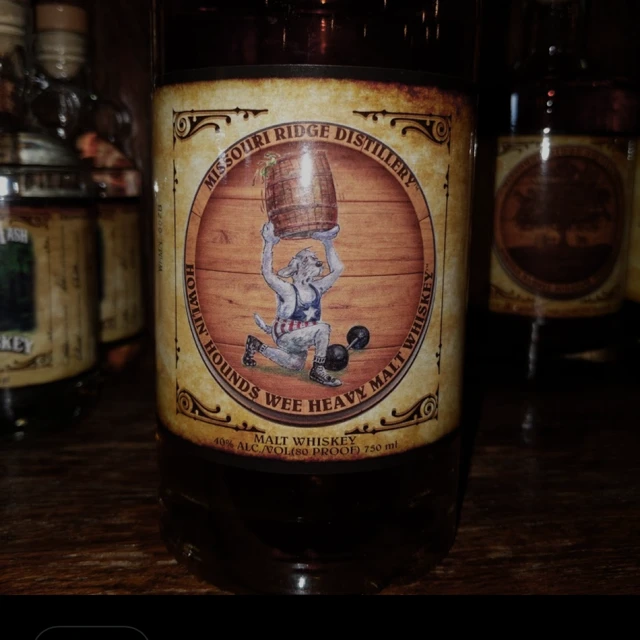 Howlin hounds wee heavy malt whiskey