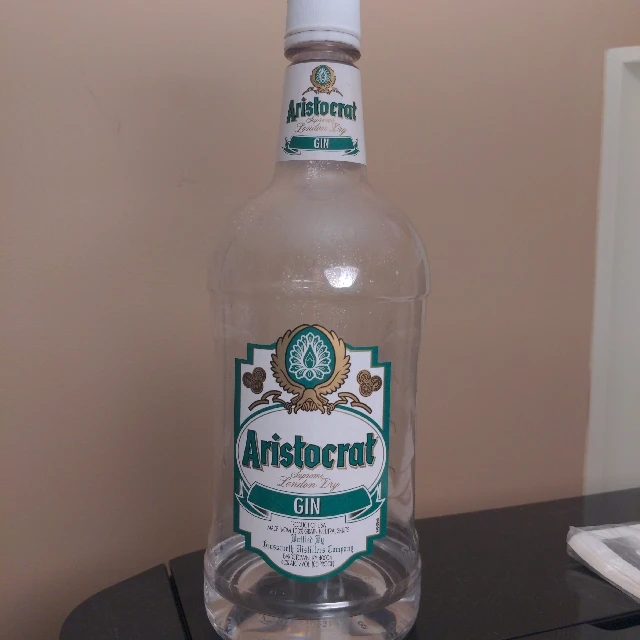Aristocrat Supreme London Dry Gin
