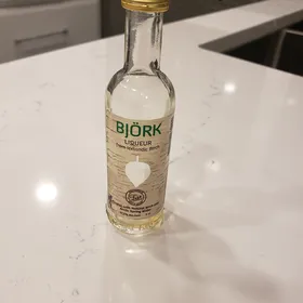 Björk Birch Liqueur