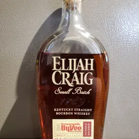 Elijah Craig Small Batch 10 Year Crossroads Hy-Vee store pick