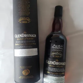 Glendronach Hand Filled at the distillery, 26yo