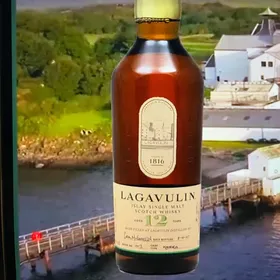 Lagavulin 12 Year Hand Filled - Feis Ile 2025 Distillery Exclusive