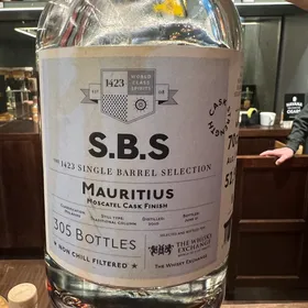 SBS Mauritius 2010 Moscatel Cask