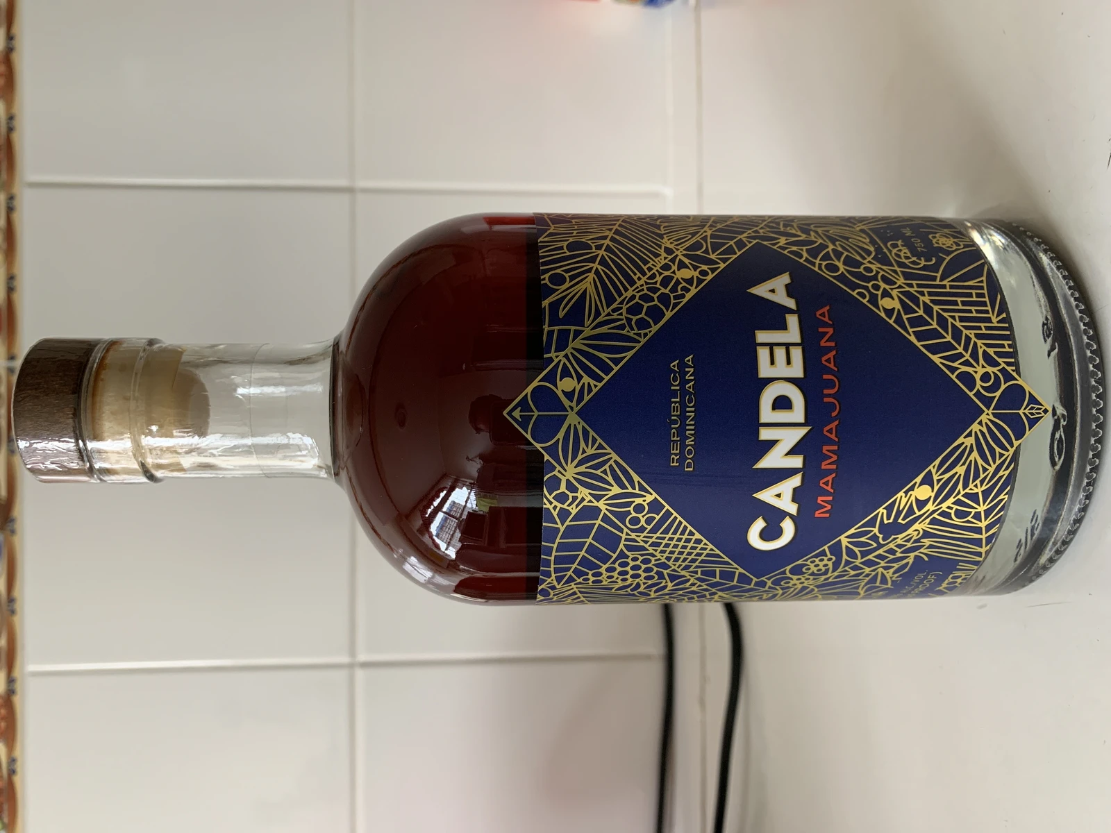 Candela Mamajuana