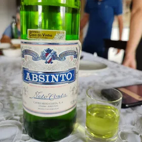 Absinto Neto Costa