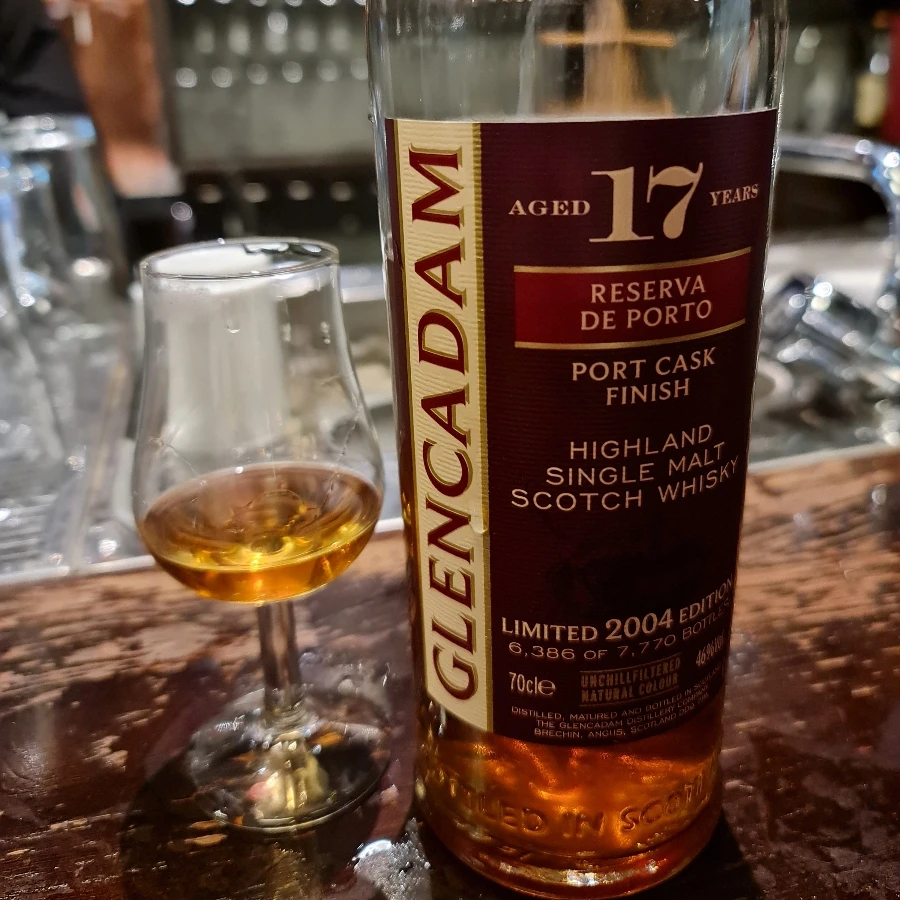 Glencadam 17 Year Old 'Reserva De Porto' Port Cask